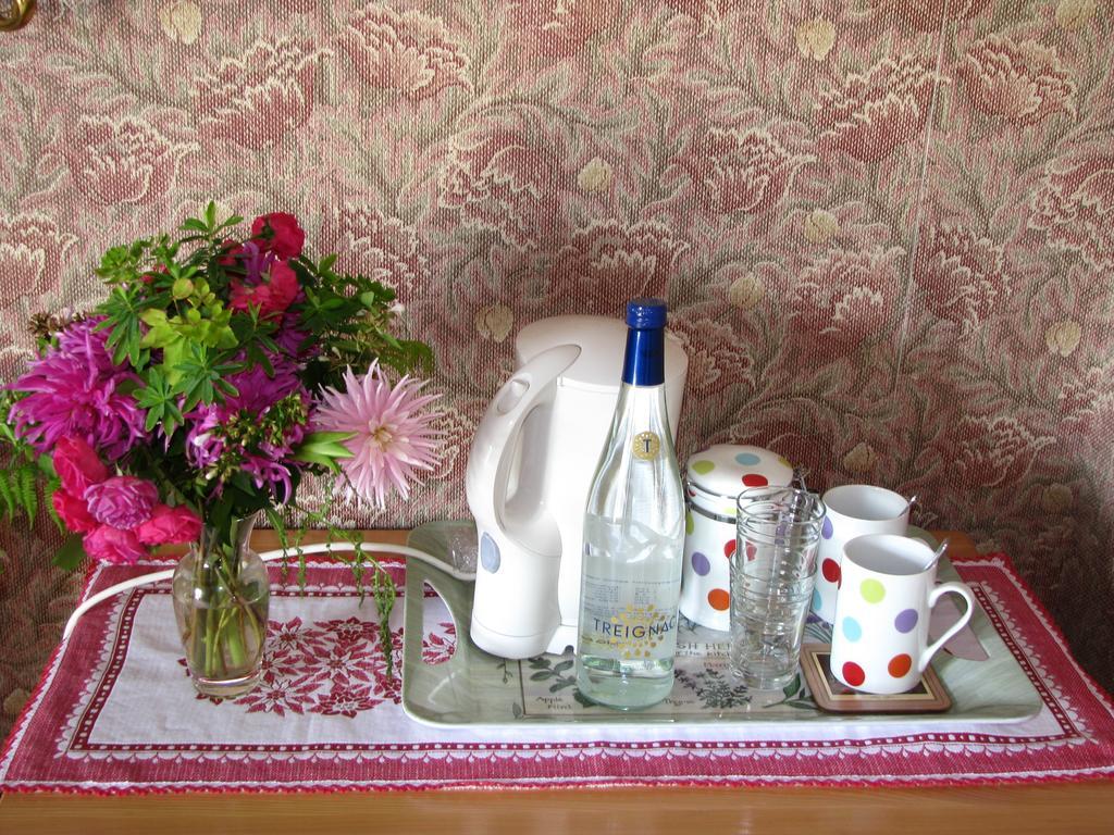Chambre D'Hotes Des Monedieres Bed and Breakfast Treignac Buitenkant foto